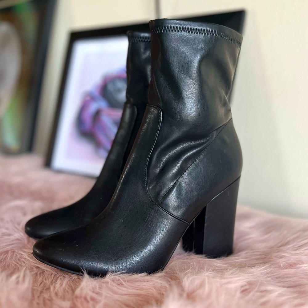 Marc Fisher Chunky Heeled Boots